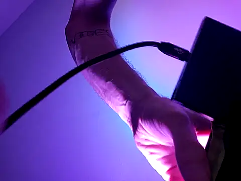 Drewpackn8 online show from October 19, 4:58 am