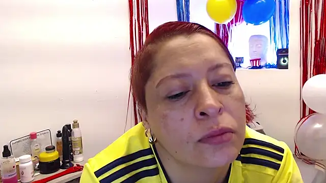 eva twiss online show from July 7, 11:46 am