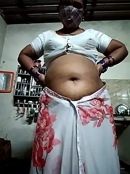 Snapshot of hotsangeetha chatting on September 27, 2:41 am hotsangeetha online show from September 27, 2:41 am