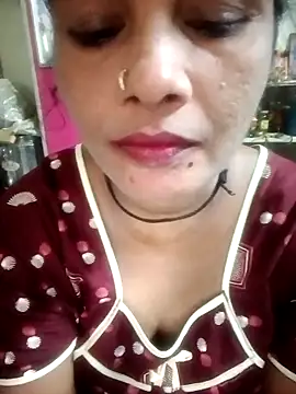 Snapshot of hotsangeetha chatting on September 17, 10:13 am hotsangeetha online show from September 17, 10:13 am