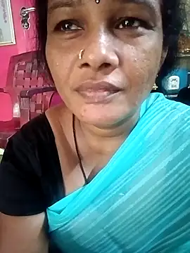 Snapshot of hotsangeetha chatting on October 5, 4:39 am hotsangeetha online show from October 5, 4:39 am