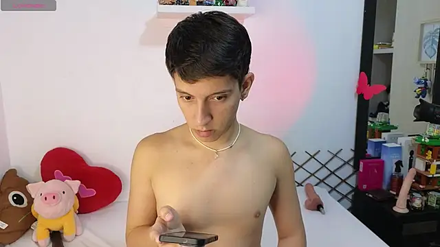 milky  boy  online show from January 11, 4:17 am