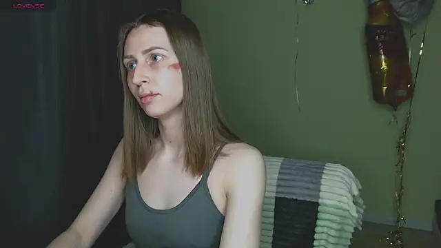 OaklynDobson online show from September 23, 5:22 pm