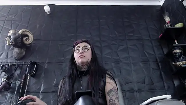 Agata Darkness online show from April 28, 5:39 pm