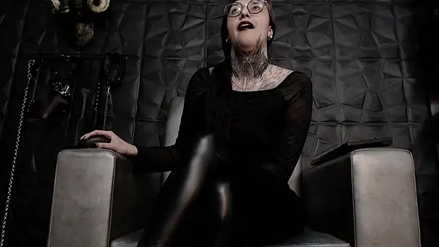 Agata Darkness online show from July 4, 11:33 pm
