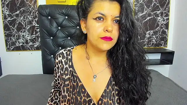 scarlett w0lf online show from September 23, 3:43 pm