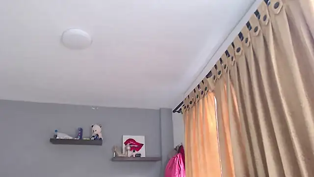 SusanLeroy online show from December 20, 11:25 am