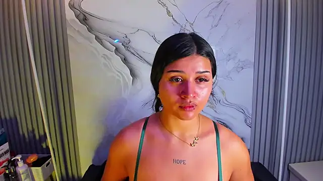 venusowen  online show from July 30, 1:34 pm
