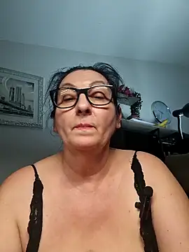 Snapshot of Genoveva73sexy chatting on September 19, 7:35 pm Genoveva73sexy online show from September 19, 7:35 pm