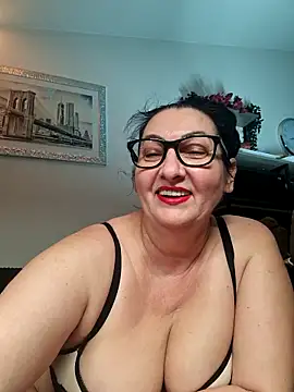Snapshot of Genoveva73sexy chatting on September 22, 6:23 am Genoveva73sexy online show from September 22, 6:23 am