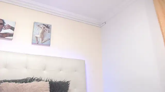 Chloe Brownx online show from June 17, 8:21 pm