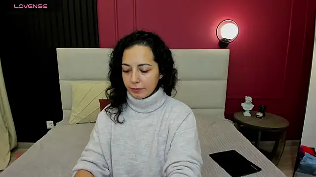 Linda Insatiable online show from October 10, 1:43 am