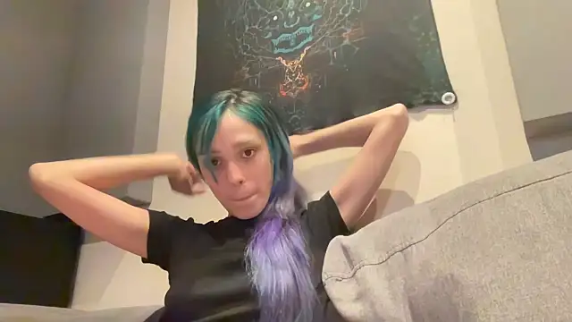 loletabb online show from December 20, 5:11 am