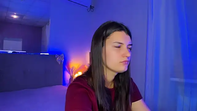 Laura Leee online show from July 17, 5:23 am