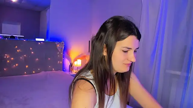 Laura Leee online show from June 22, 4:53 am