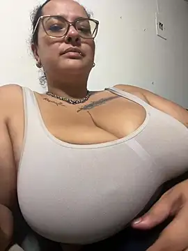 KarllaWalker online show from July 21, 1:50 am