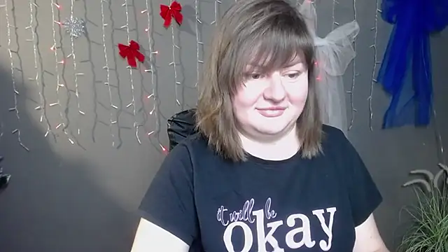 ZannaDreil online show from December 21, 8:02 pm