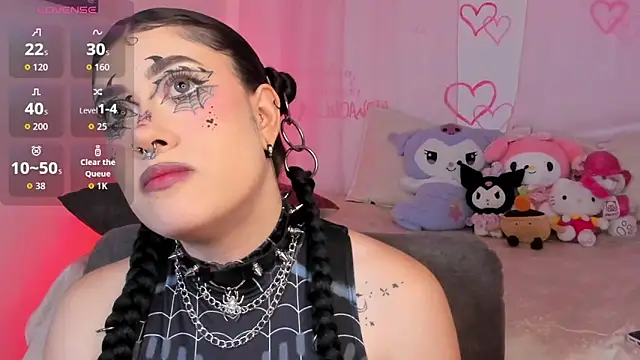 melody suarez online show from October 23, 11:22 pm