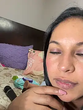 michel ex33 online show from March 14, 9:38 pm