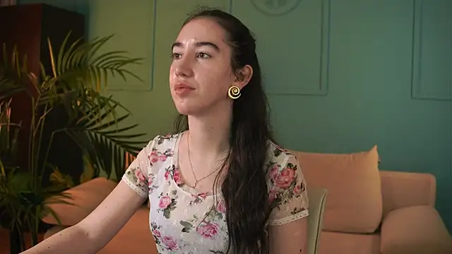 Belle Via online show from July 26, 11:18 am