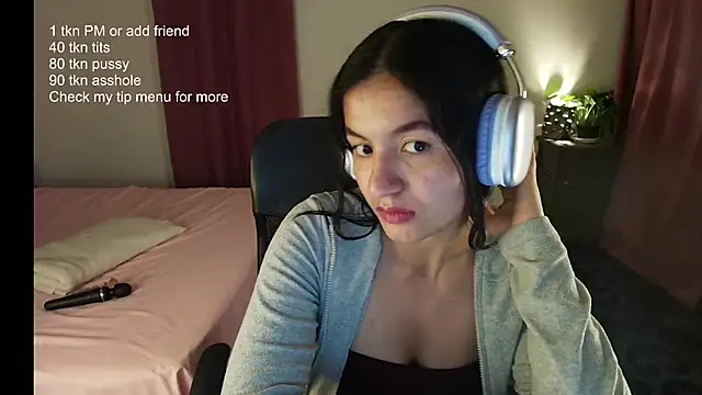 ChloeSanchezx online show from February 19, 12:10 am