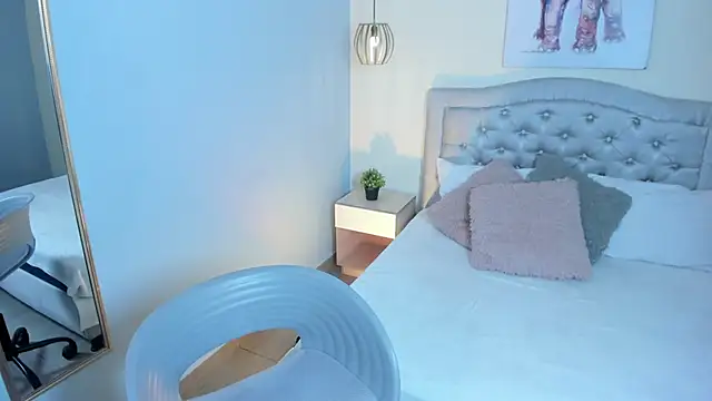 escarleth   online show from November 26, 1:01 pm