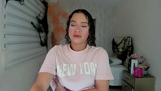 Snapshot of Keni_malf chatting on October 12, 4:04 am Keni malf online show from October 12, 4:04 am