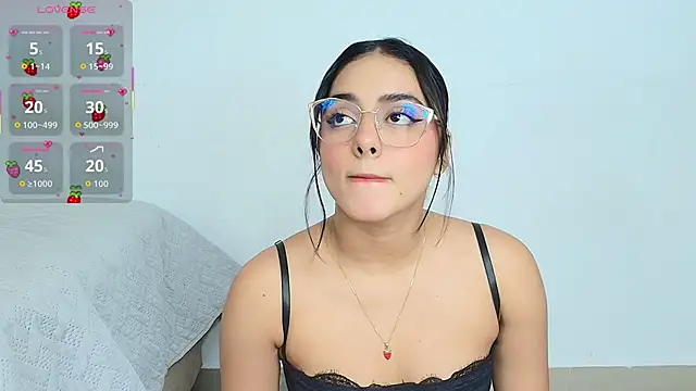 Snapshot of natalia_aguirre1 chatting on September 14, 1:20 pm natalia aguirre1 online show from September 14, 1:20 pm
