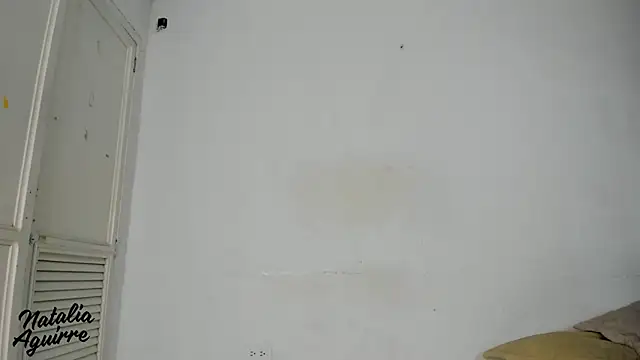 natalia aguirre1 online show from March 17, 12:09 pm