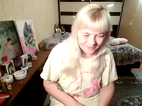 Lia Laguna77 online show from July 1, 5:56 pm