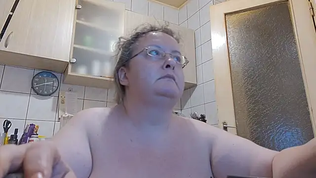 melissaBlessing online show from July 8, 11:40 pm