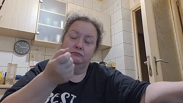 melissaBlessing online show from May 4, 11:51 pm