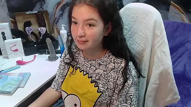 Snapshot of lilimini032 chatting on September 16, 7:33 pm lilimini032 online show from September 16, 7:33 pm