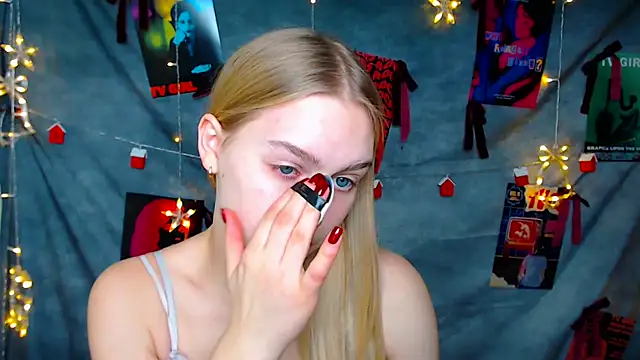 MademoiselleCl online show from December 22, 7:28 pm