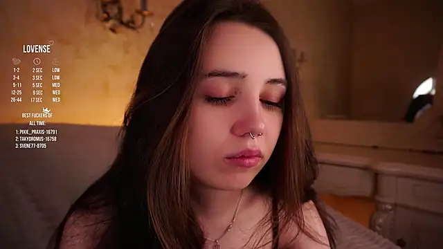 GillianDowdey online show from October 28, 2:28 am