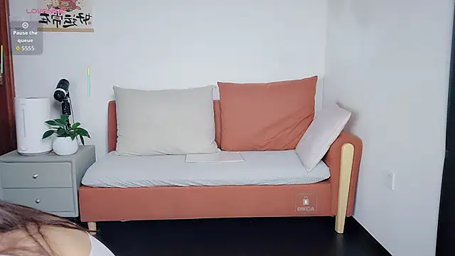 Youth3  online show from September 18, 2:59 pm