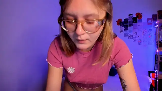 leazy peazy online show from December 14, 5:57 am