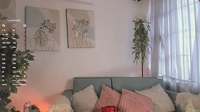 aisha bx online show from February 8, 2:21 pm