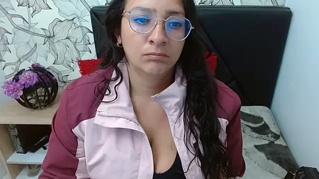 sarax ximena online show from July 28, 6:22 am
