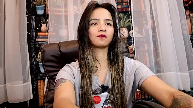 julietta   jackson online show from May 16, 9:03 pm