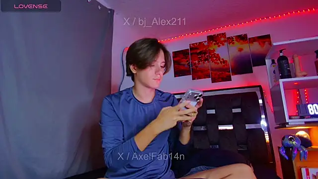 Alex and Fabian online show from July 22, 4:35 am