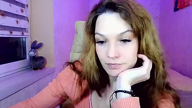 impossibleluna online show from February 18, 7:02 pm