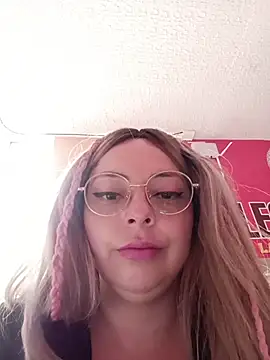 madelaine- online show from July 4, 7:21 pm