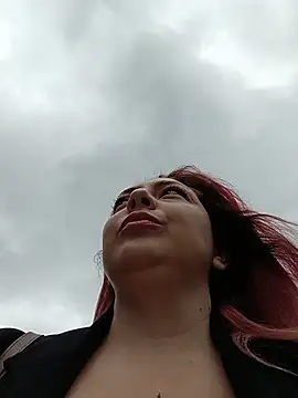 madelaine- online show from July 15, 6:01 pm