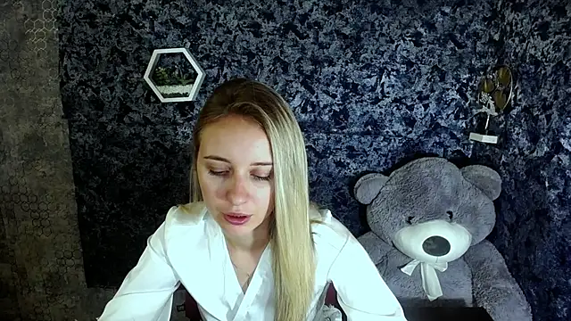  Nicole new online show from August 1, 6:48 am