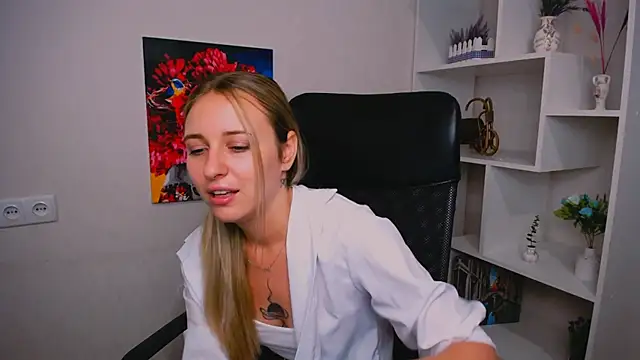  Nicole new online show from June 21, 8:40 am