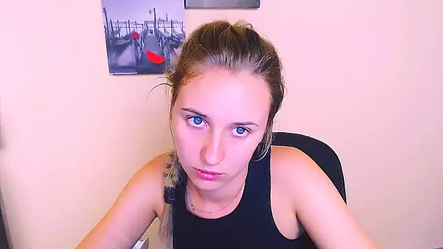  Nicole new online show from July 28, 2:13 pm