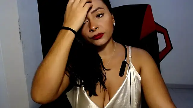 meghan2 online show from May 6, 2:15 am