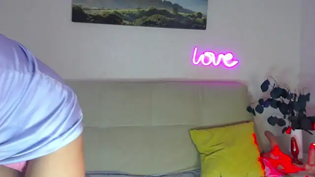 MariaModel online show from November 7, 10:10 am