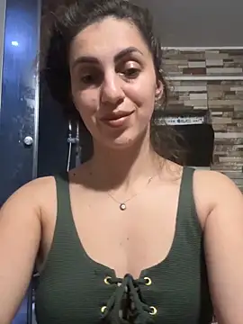 EmaSkyes online show from November 25, 8:31 pm